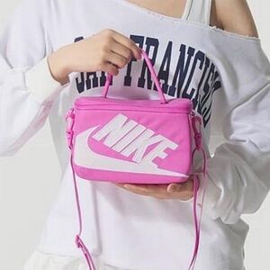 ✔️ NWT✔️ NIKE Mini Shoe Box 3L Crossbody Bag